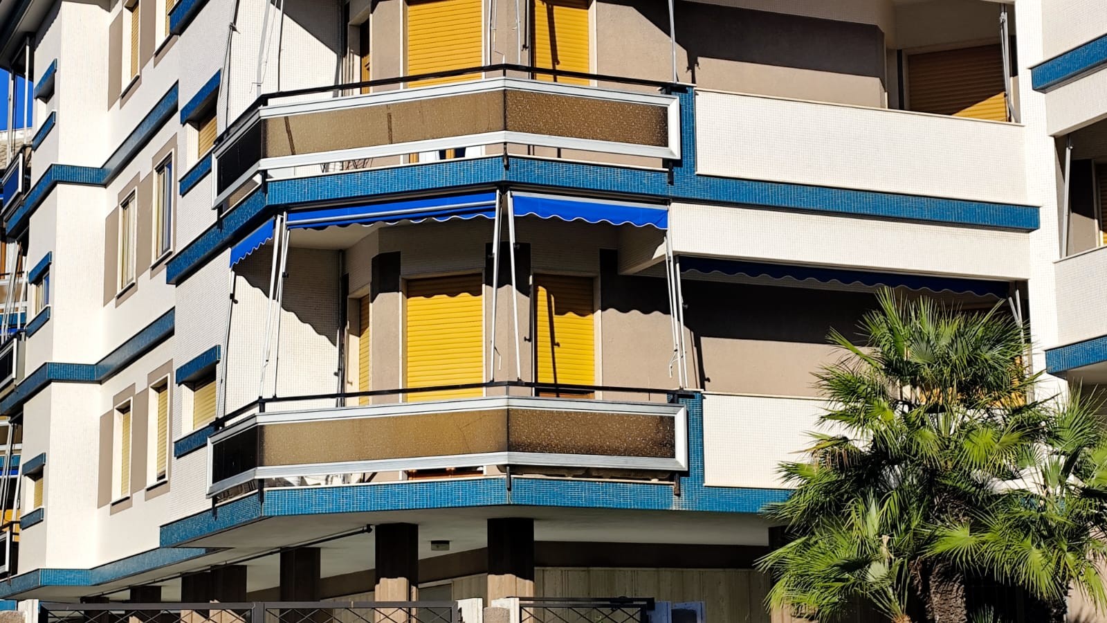 Loano: Quadrilocale in complesso residenziale a 300m dal mare