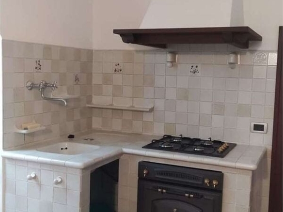 Zuccarello: Trilocale Ristrutturato, Ingresso Indipendente + Terreno