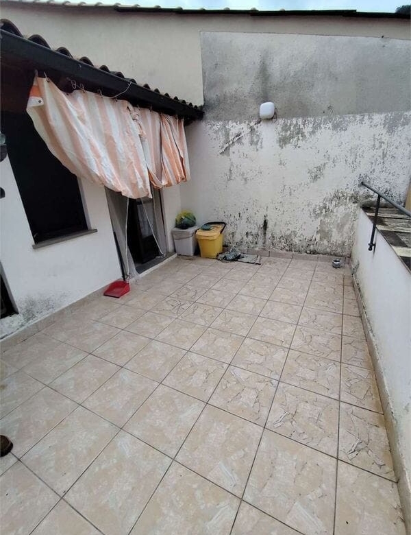Zuccarello: Appartamento su 2 Livelli con Splendido Terrazzo e Zero Spese