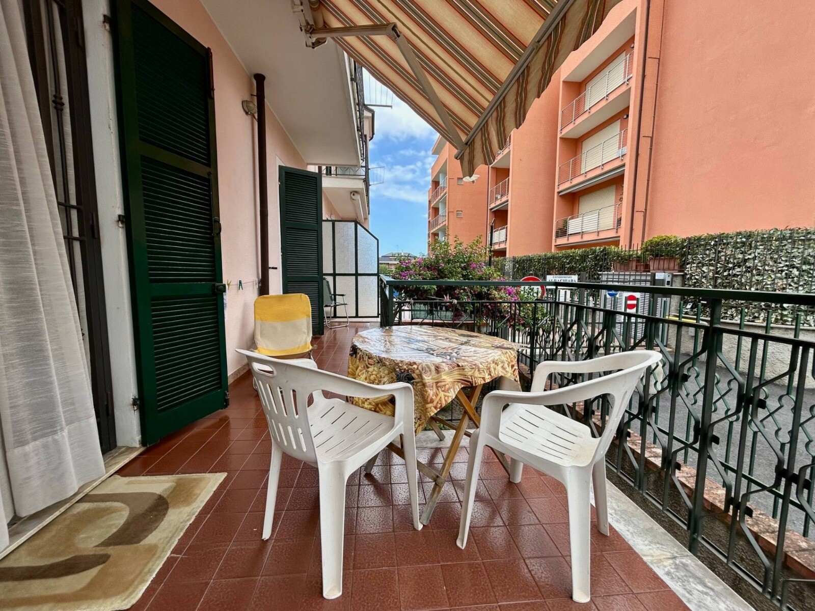 Bilocale 200mt mare con Terrazzo Vivibile – Loano