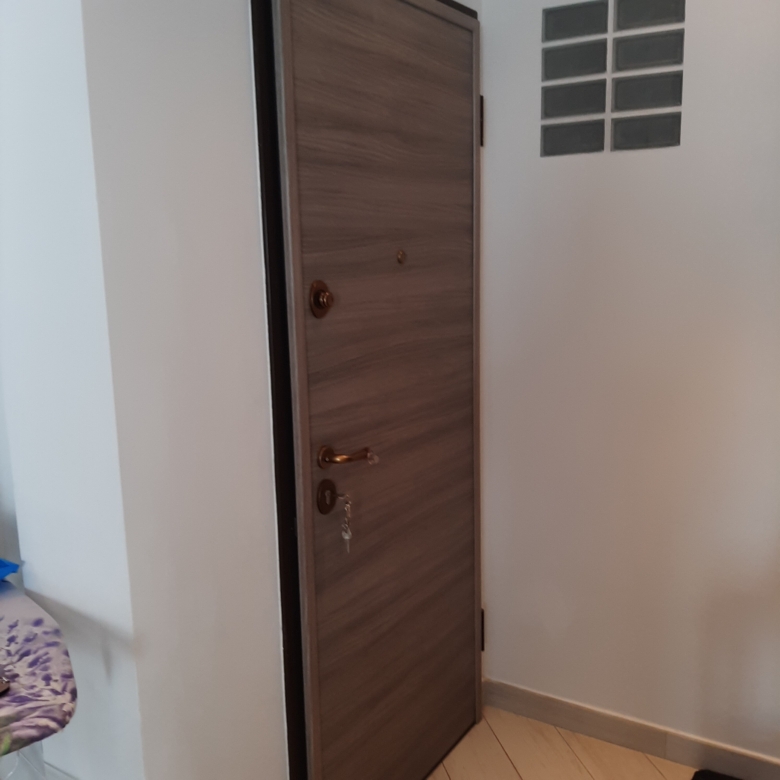 Loano – Zona Olivette: Quadrilocale Ristrutturato in Classe C, termo autonomo, Doppi Servizi e Cantina
